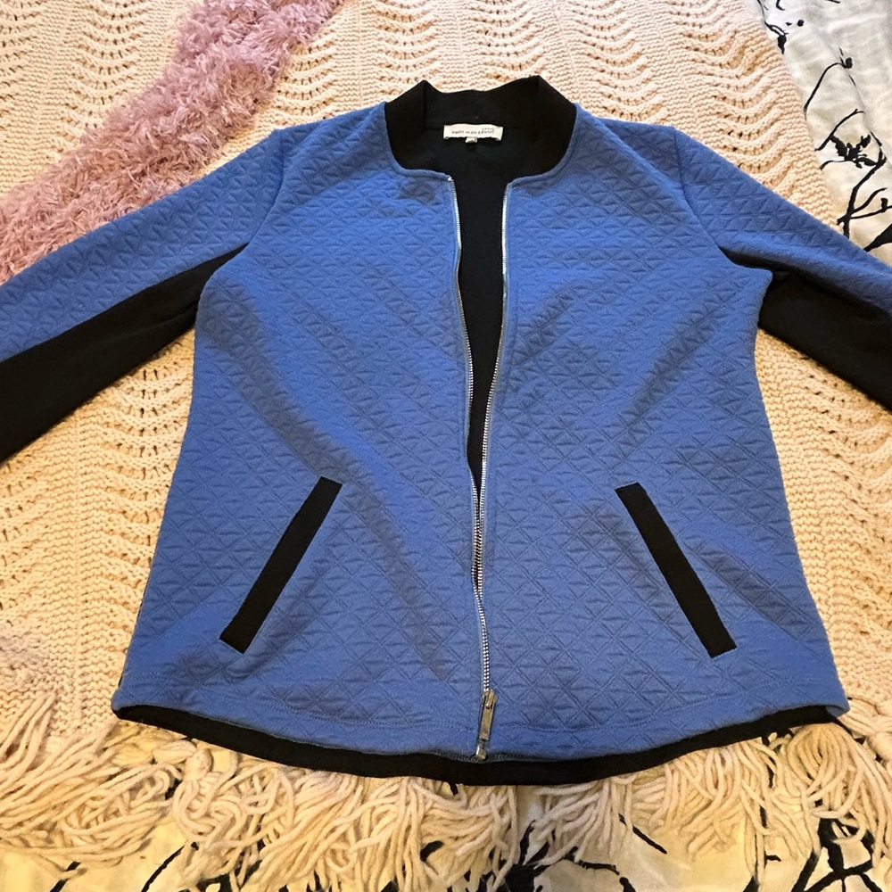 Jones New York Blue and Black Bomber Jacket with Quilted Texture